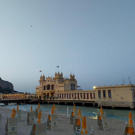 La Casetta Del Viale 13 Palermo Eksteriør bilde